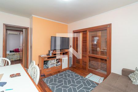 Sala de apartamento para alugar com 2 quartos, 70m² em Jardim Itu, Porto Alegre