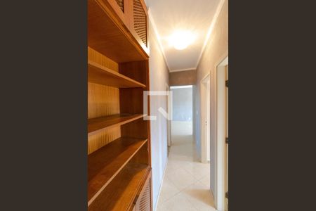 Apartamento à venda com 70m², 2 quartos e 1 vagaCorredor