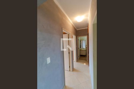 Corredor de apartamento para alugar com 2 quartos, 70m² em Vila Proost de Souza, Campinas