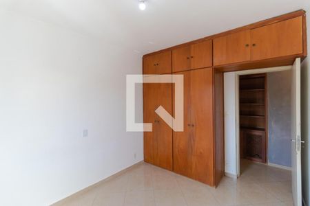 Apartamento à venda com 70m², 2 quartos e 1 vagaQuarto 02