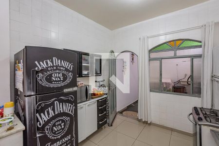 Casa à venda com 350m², 2 quartos e 3 vagas Casa à venda com 350m², 2 quartos e 3 vagasCozinha