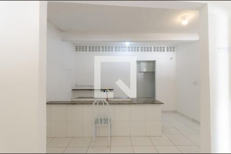 Sala/Cozinha de apartamento para alugar com 1 quarto, 48m² em Itapuã, Salvador