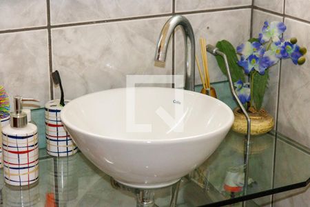 Casa à venda com 539m², 6 quartos e 4 vagas Casa à venda com 539m², 6 quartos e 4 vagasBanheiro