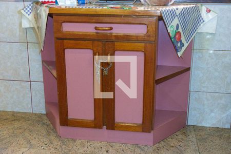 Casa à venda com 539m², 6 quartos e 4 vagas Casa à venda com 539m², 6 quartos e 4 vagasCozinha