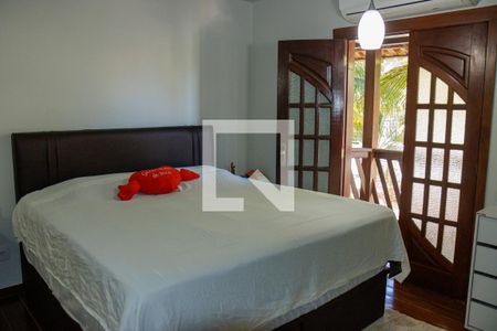 Casa à venda com 539m², 6 quartos e 4 vagas Casa à venda com 539m², 6 quartos e 4 vagasQuarto 1