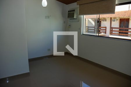 Casa à venda com 539m², 6 quartos e 4 vagas Casa à venda com 539m², 6 quartos e 4 vagasQuarto 6