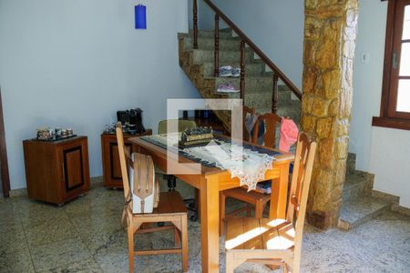 Sala de casa à venda com 6 quartos, 539m² em Itaipu, Niterói