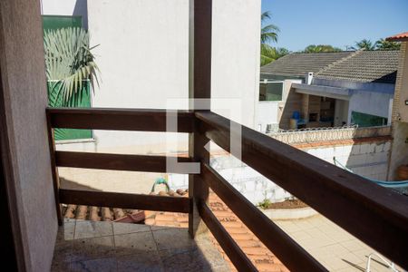 Casa à venda com 539m², 6 quartos e 4 vagas Casa à venda com 539m², 6 quartos e 4 vagasVaranda Quarto 3