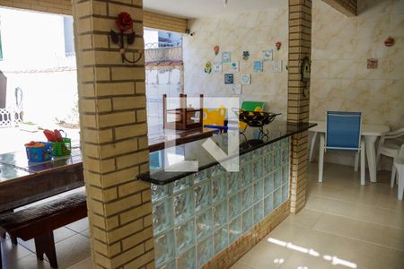 Casa à venda com 539m², 6 quartos e 4 vagas Casa à venda com 539m², 6 quartos e 4 vagasÁrea Externa