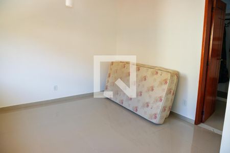 Casa à venda com 539m², 6 quartos e 4 vagas Casa à venda com 539m², 6 quartos e 4 vagasQuarto 6