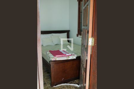 Casa à venda com 539m², 6 quartos e 4 vagas Casa à venda com 539m², 6 quartos e 4 vagasQuarto 5