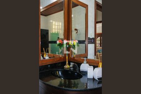 Casa à venda com 539m², 6 quartos e 4 vagas Casa à venda com 539m², 6 quartos e 4 vagasBanheiro