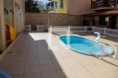 Casa à venda com 539m², 6 quartos e 4 vagas Casa à venda com 539m², 6 quartos e 4 vagasÁrea Externa