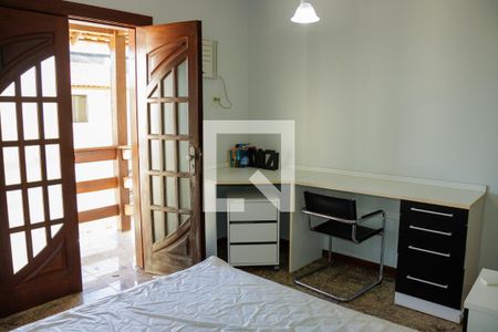 Casa à venda com 539m², 6 quartos e 4 vagas Casa à venda com 539m², 6 quartos e 4 vagasQuarto 3