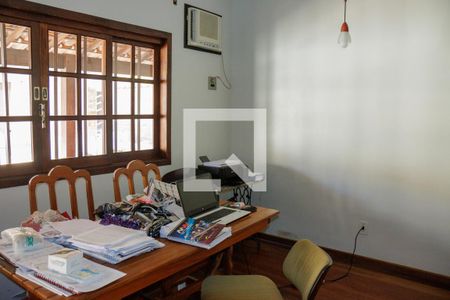 Casa à venda com 539m², 6 quartos e 4 vagas Casa à venda com 539m², 6 quartos e 4 vagasQuarto 2