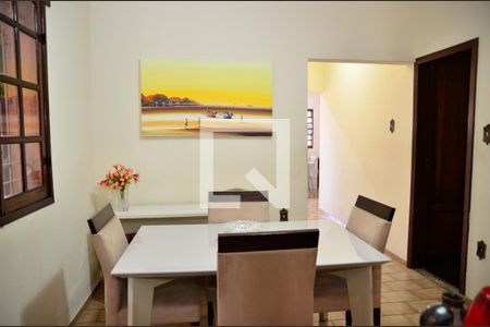 Casa à venda com 200m², 3 quartos e 5 vagasCopa