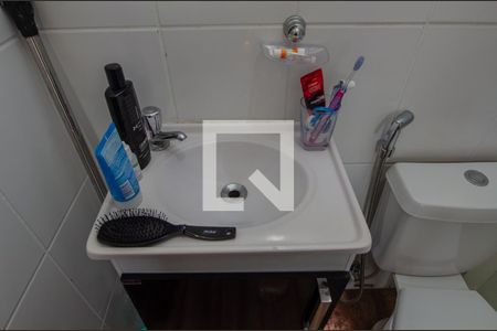 Casa de condomínio à venda com 112m², 3 quartos e 2 vagasBanheiro Social