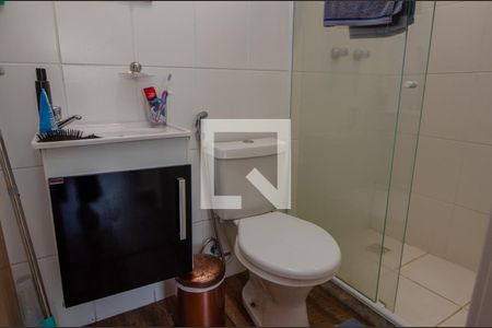 Casa de condomínio à venda com 112m², 3 quartos e 2 vagasBanheiro Social