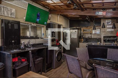 Casa de condomínio à venda com 112m², 3 quartos e 2 vagasÁrea de serviço