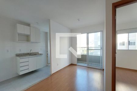 Sala  de apartamento para alugar com 2 quartos, 47m² em Água Santa, Rio de Janeiro