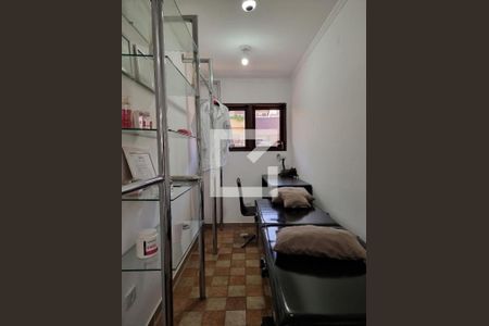 Casa à venda com 300m², 4 quartos e 4 vagas Casa à venda com 300m², 4 quartos e 4 vagasCloset da suíte 1