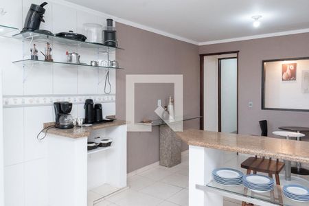 Casa à venda com 300m², 4 quartos e 4 vagas Casa à venda com 300m², 4 quartos e 4 vagasCozinha