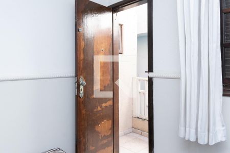 Casa à venda com 300m², 4 quartos e 4 vagas Casa à venda com 300m², 4 quartos e 4 vagasQuarto 2