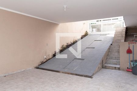 Casa à venda com 300m², 4 quartos e 4 vagas Casa à venda com 300m², 4 quartos e 4 vagasGaragem