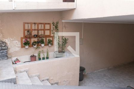 Casa à venda com 300m², 4 quartos e 4 vagas Casa à venda com 300m², 4 quartos e 4 vagasGaragem