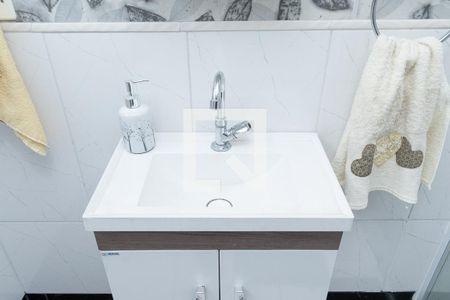 Casa à venda com 300m², 4 quartos e 4 vagas Casa à venda com 300m², 4 quartos e 4 vagasBanheiro 1