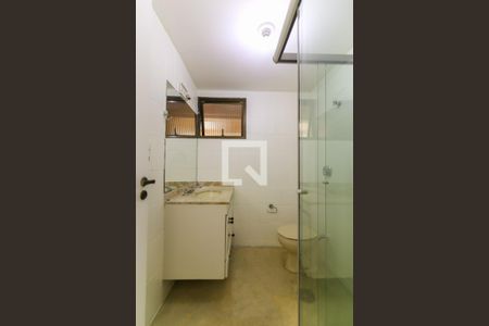 Apartamento à venda com 195m², 4 quartos e 3 vagasBanheiro da Suíte 2