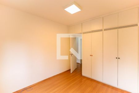 Apartamento à venda com 195m², 4 quartos e 3 vagasQuarto 3
