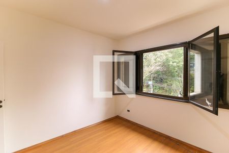 Apartamento à venda com 195m², 4 quartos e 3 vagasQuarto 2