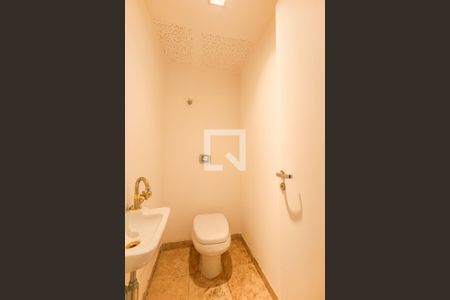 Apartamento à venda com 195m², 4 quartos e 3 vagasLavabo