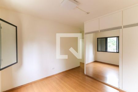 Apartamento à venda com 195m², 4 quartos e 3 vagasQuarto 4