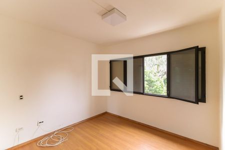 Apartamento à venda com 195m², 4 quartos e 3 vagasQuarto 4