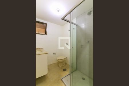 Apartamento à venda com 195m², 4 quartos e 3 vagasBanheiro da Suíte 2