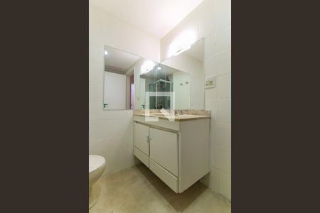 Apartamento à venda com 195m², 4 quartos e 3 vagasBanheiro da Suíte 1