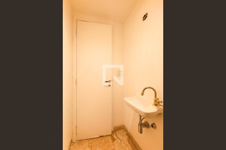 Apartamento à venda com 195m², 4 quartos e 3 vagasLavabo