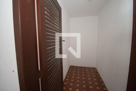 Casa à venda com 670m², 4 quartos e 6 vagas Casa à venda com 670m², 4 quartos e 6 vagasdespensa