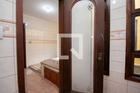 Casa à venda com 670m², 4 quartos e 6 vagas Casa à venda com 670m², 4 quartos e 6 vagasquarto 4 suíte