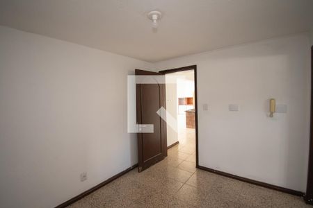 Casa à venda com 670m², 4 quartos e 6 vagas Casa à venda com 670m², 4 quartos e 6 vagasquarto