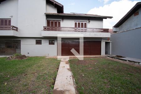 Casa à venda com 670m², 4 quartos e 6 vagas Casa à venda com 670m², 4 quartos e 6 vagaspátio interno