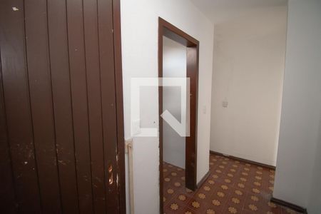 Casa à venda com 670m², 4 quartos e 6 vagas Casa à venda com 670m², 4 quartos e 6 vagasdespensa