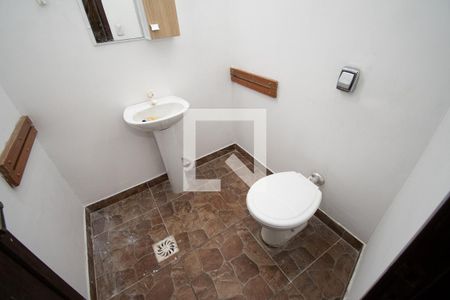 Casa à venda com 670m², 4 quartos e 6 vagas Casa à venda com 670m², 4 quartos e 6 vagasbanheiro