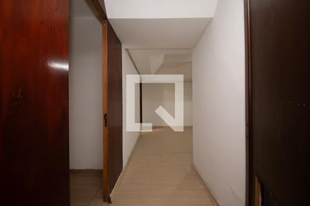 Casa à venda com 670m², 4 quartos e 6 vagas Casa à venda com 670m², 4 quartos e 6 vagassala