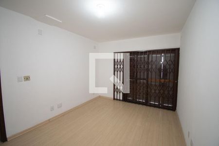 Casa à venda com 670m², 4 quartos e 6 vagas Casa à venda com 670m², 4 quartos e 6 vagasquarto 1