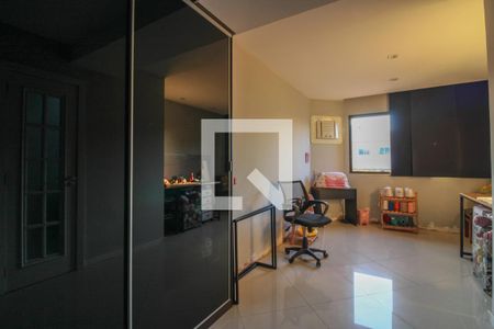 Apartamento à venda com 260m², 3 quartos e 2 vagasSuíte 3 - Canadense