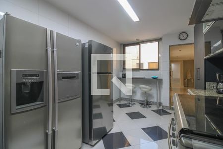 Apartamento à venda com 260m², 3 quartos e 2 vagasCozinha