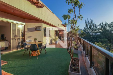 Apartamento à venda com 260m², 3 quartos e 2 vagasTerraço